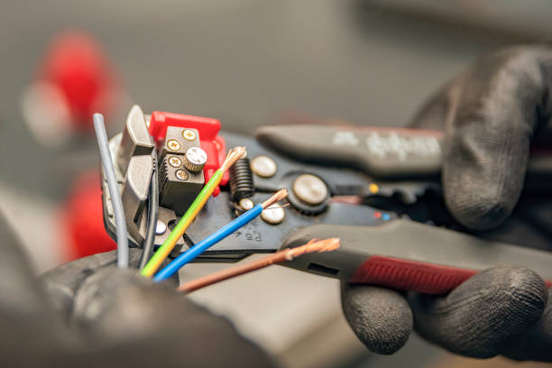 Best Licensed Electrician  in Grandview, OH